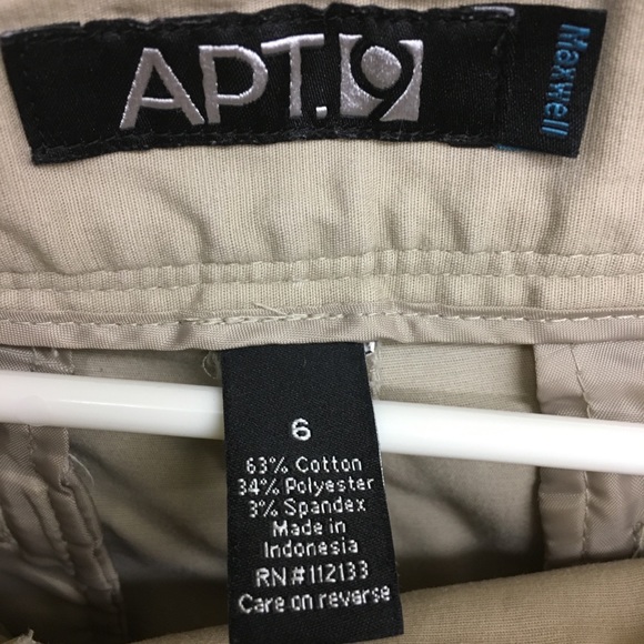 Jean - Picture 3 of 3